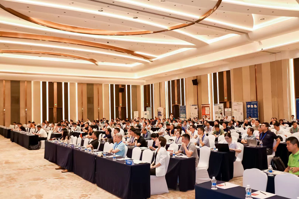 太阳成微电应邀出席第十七届中国半导体分立器件年会